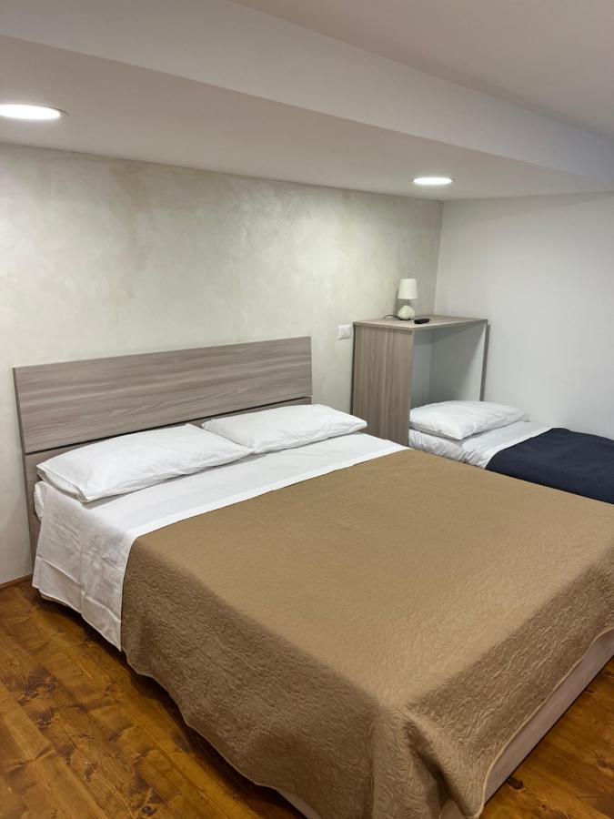 Appartamento Melissa 2 Napoli Ngoại thất bức ảnh